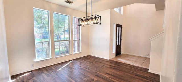 8801 Sun Haven Lane, Pearland, TX 77584