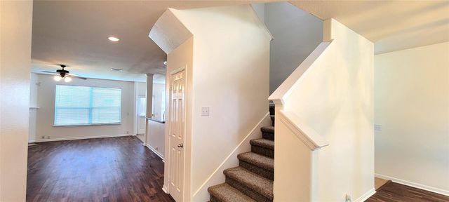 8801 Sun Haven Lane, Pearland, TX 77584