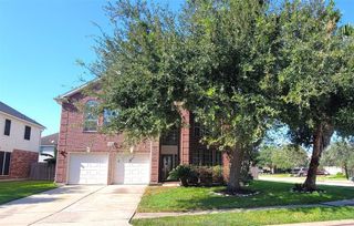 8801 Sun Haven Lane, Pearland, TX 77584
