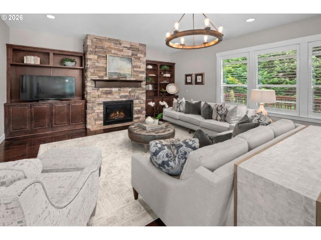 450 Nw 114TH Ave, Portland, OR 97210