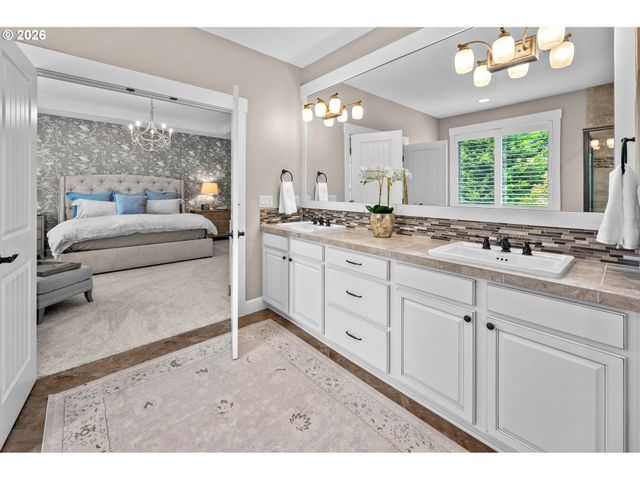 450 Nw 114TH Ave, Portland, OR 97210