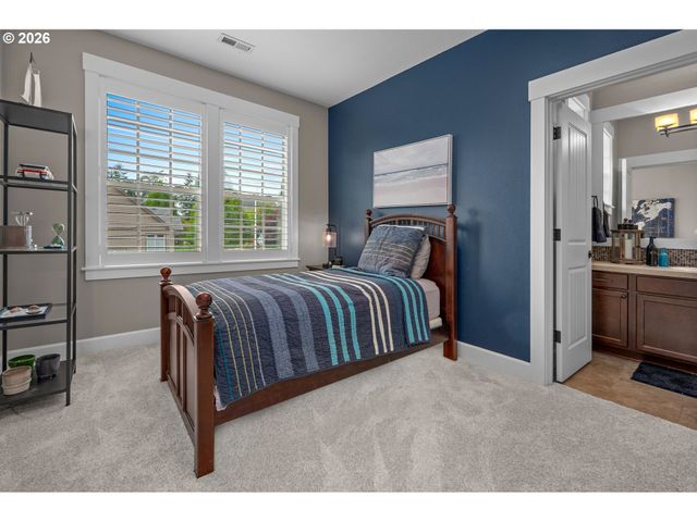 450 Nw 114TH Ave, Portland, OR 97210