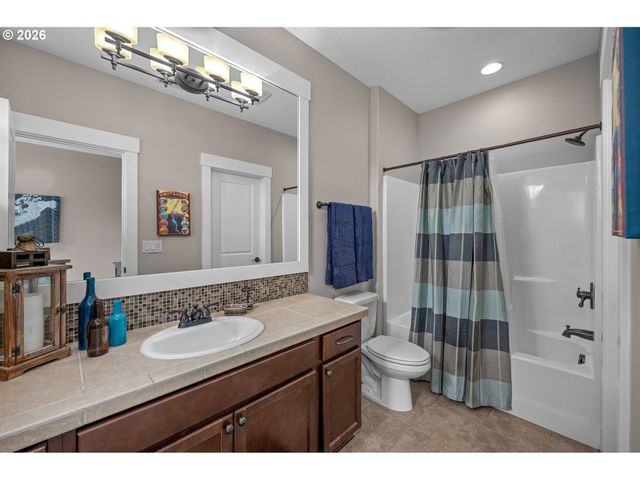 450 Nw 114TH Ave, Portland, OR 97210