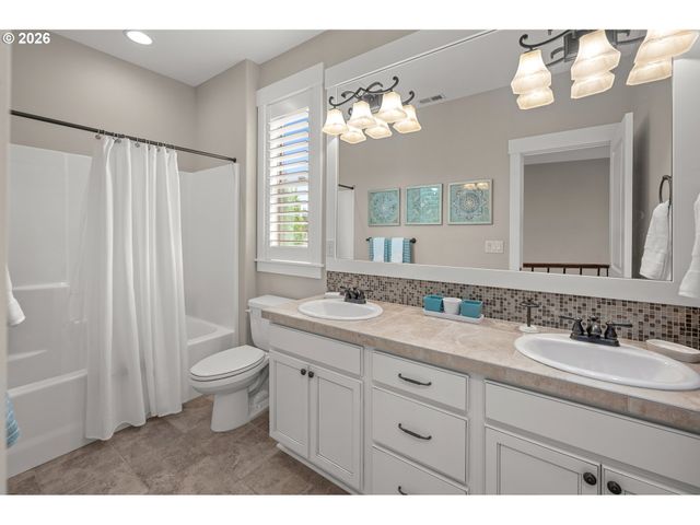 450 Nw 114TH Ave, Portland, OR 97210