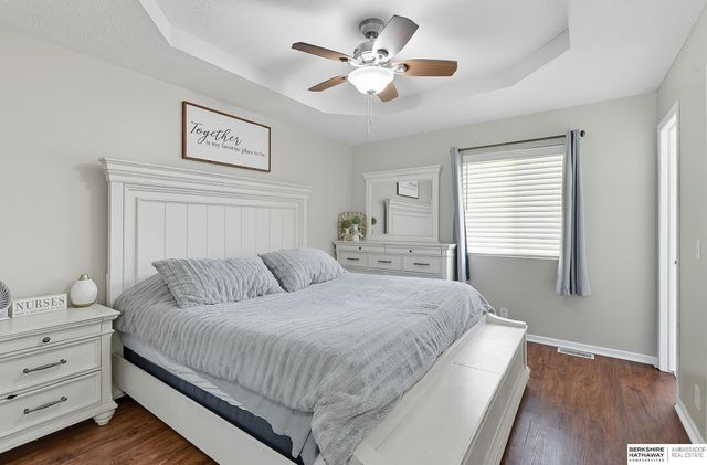 6727 N 110 Street, Omaha, NE 68164