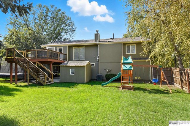 6727 N 110 Street, Omaha, NE 68164