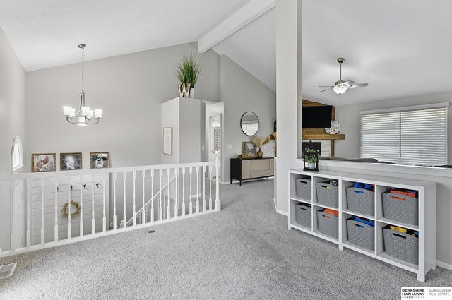 6727 N 110 Street, Omaha, NE 68164