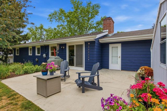 500 Summit DRIVE, Port Washington, WI 53074