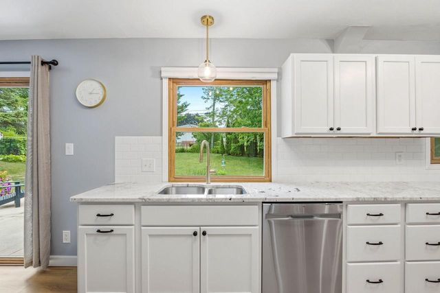 500 Summit DRIVE, Port Washington, WI 53074