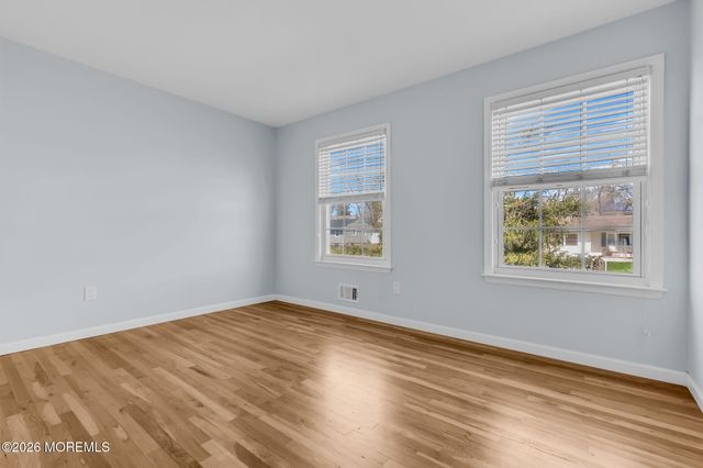 170 Smith Circle, Point Pleasant, NJ 08742
