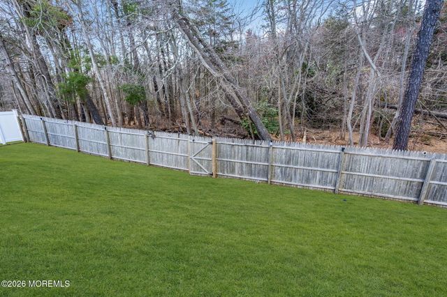 170 Smith Circle, Point Pleasant, NJ 08742