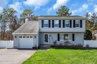 170 Smith Circle, Point Pleasant, NJ 08742