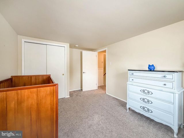 60 CALEDONIA DR, Warminster, PA 18974