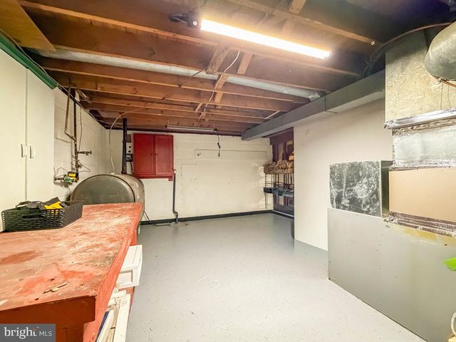 60 CALEDONIA DR, Warminster, PA 18974