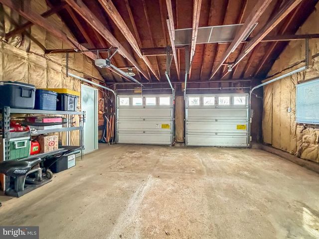 60 CALEDONIA DR, Warminster, PA 18974