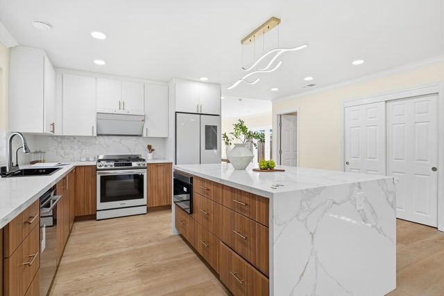 35883 Vinewood Street, Newark, CA 94560