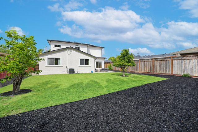 35883 Vinewood Street, Newark, CA 94560