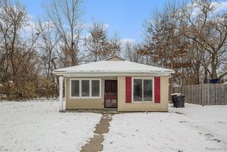 14387 Auburn Street, Detroit, MI 48223