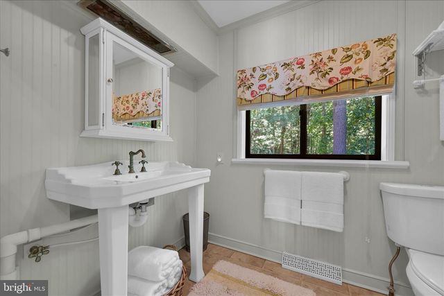 795 CHEROKEE DR, Auburn, PA 17922