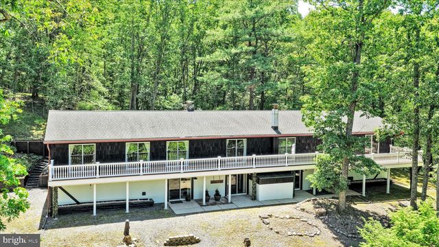 795 CHEROKEE DR, Auburn, PA 17922