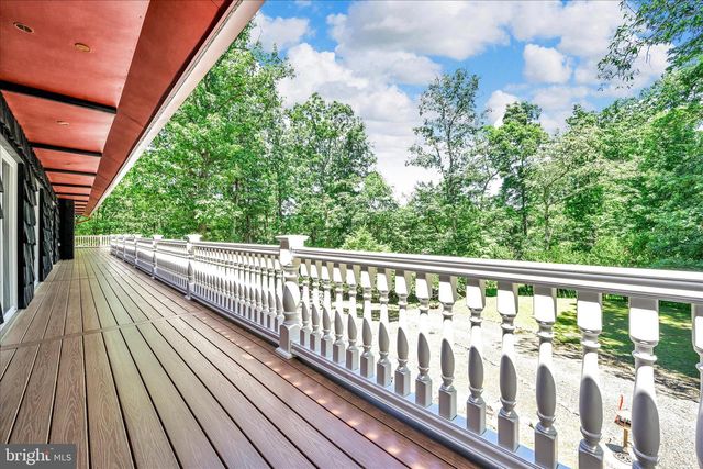 795 CHEROKEE DR, Auburn, PA 17922