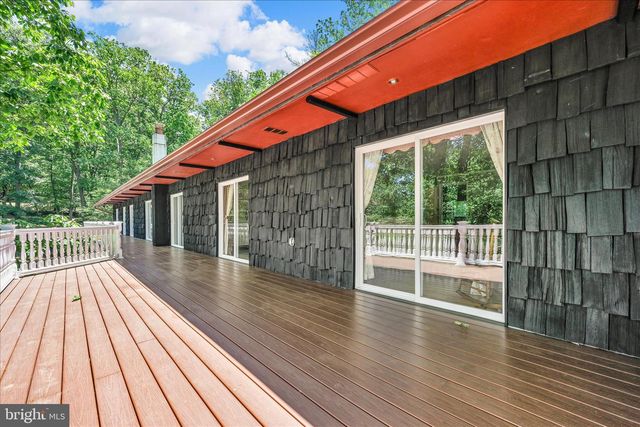 795 CHEROKEE DR, Auburn, PA 17922