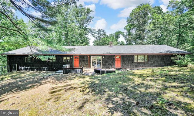 795 CHEROKEE DR, Auburn, PA 17922