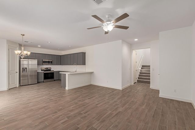 5552 S Dillon, Mesa, AZ 85212