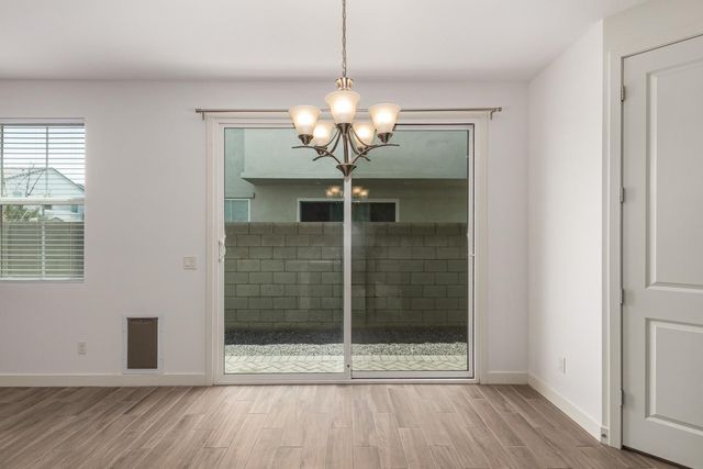 5552 S Dillon, Mesa, AZ 85212