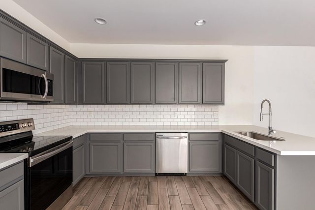 5552 S Dillon, Mesa, AZ 85212