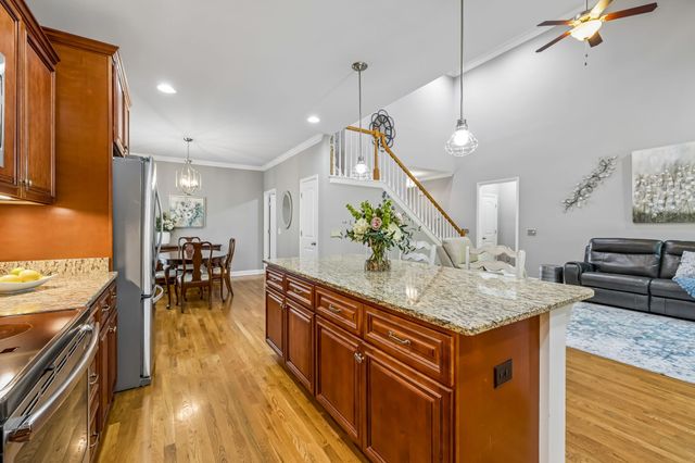3007 Foust Dr, Spring Hill, TN 37174