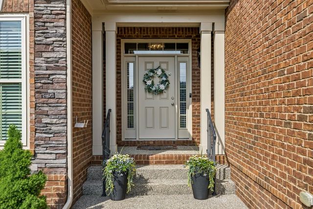 3007 Foust Dr, Spring Hill, TN 37174