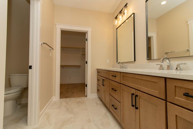 12600 Woodside Drive, Cedar Lake, IN 46303