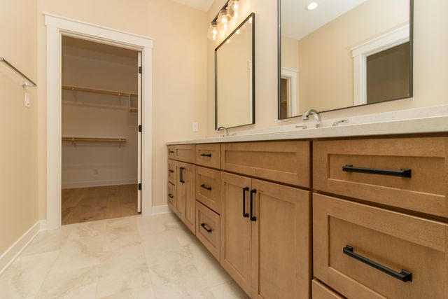 12600 Woodside Drive, Cedar Lake, IN 46303