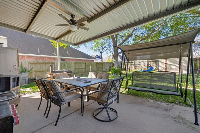 19119 Poplar Trails Lane, Tomball, TX 77375