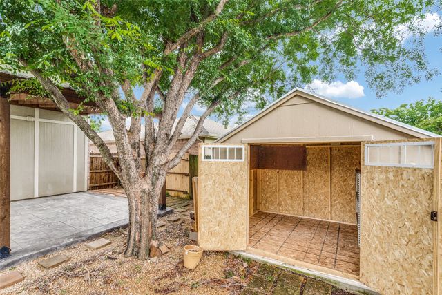 2613 Hidden Valley Drive, Mckinney, TX 75071