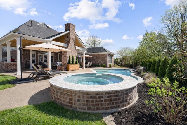 10257 OLD COURSE CV, Collierville, TN 38017