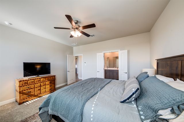 145 Hawksbill Lane, Rhome, TX 76078