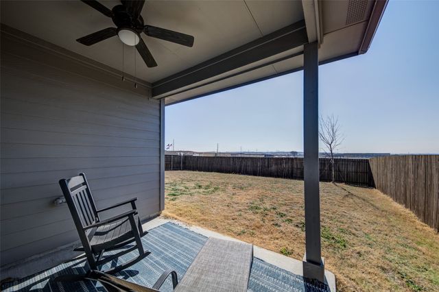 145 Hawksbill Lane, Rhome, TX 76078