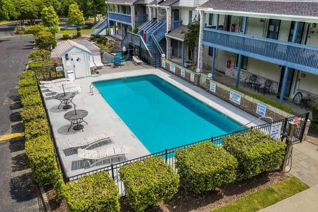 816 9th Ave S Apt 202A, North Myrtle Beach, SC 29582