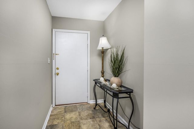 816 9th Ave S Apt 202A, North Myrtle Beach, SC 29582