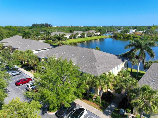 3909 45TH TERRACE W 106, Bradenton, FL 34210