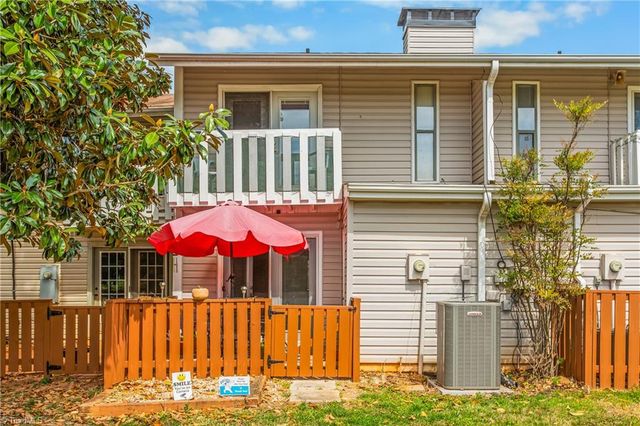 3753 Heathrow Drive, Winston-salem, NC 27127