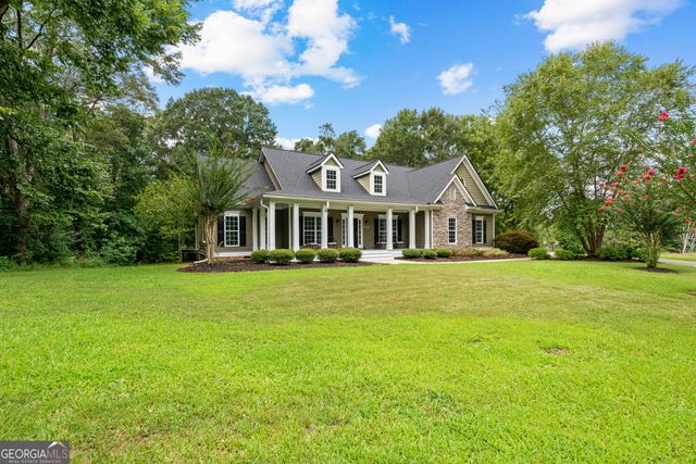 285 Huckaby Road, Brooks, GA 30205