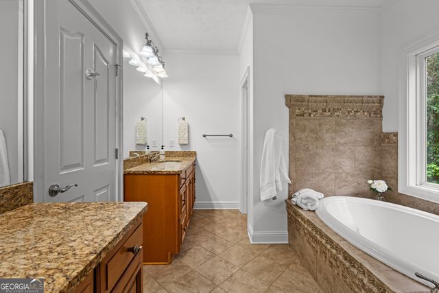 285 Huckaby Road, Brooks, GA 30205