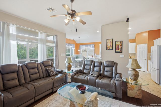 1402 Mesa Crk, San Antonio, TX 78258