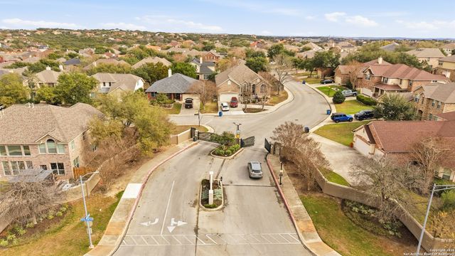 1402 Mesa Crk, San Antonio, TX 78258