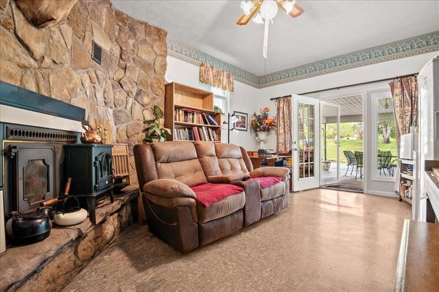 2922 State Highway 1232, Gray, KY 40734
