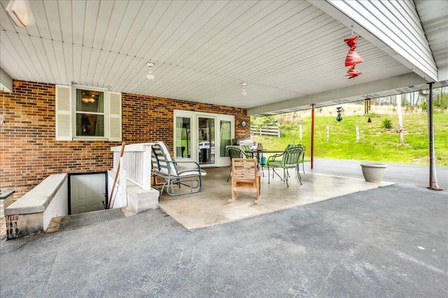 2922 State Highway 1232, Gray, KY 40734