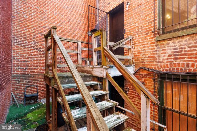 1113 RHODE ISLAND AVE NW, Washington, DC 20005